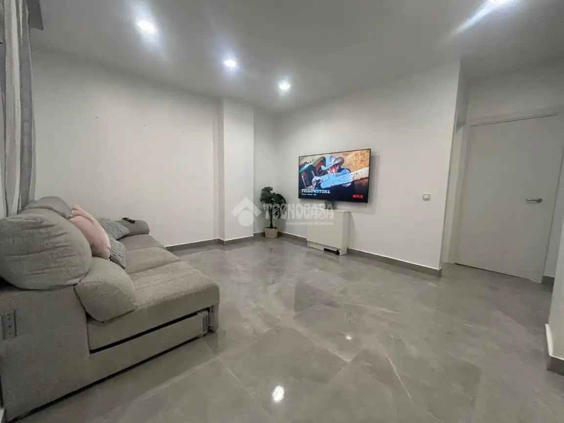 Sala de estar de Piso en venta en Barcelona con Aire acondicionado y Amueblado