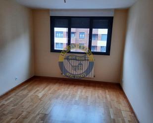 Bedroom of Flat for sale in León Capital   with Heating, Terrace and Storage room
