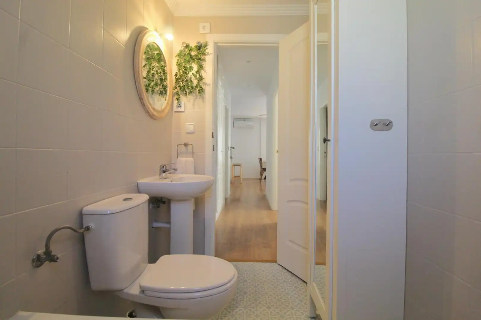 Badezimmer von Wohnungen zum Verkauf in Torrevieja mit Terrasse und Möbliert
