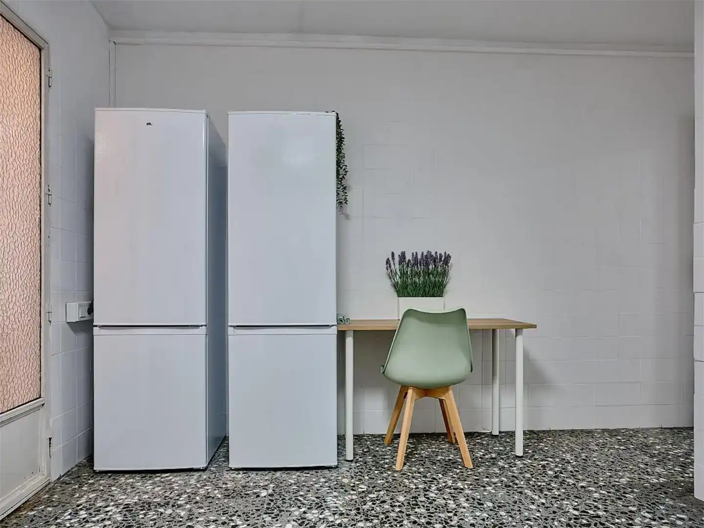 Kitchen of Flat for share in Casco Urbano