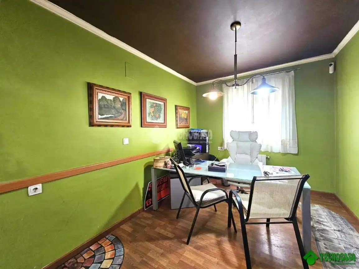 Casa adosada en venta en Pedanías - Extrarradio