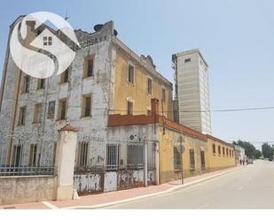 Exterior view of Industrial buildings for sale in Campos del Paraíso