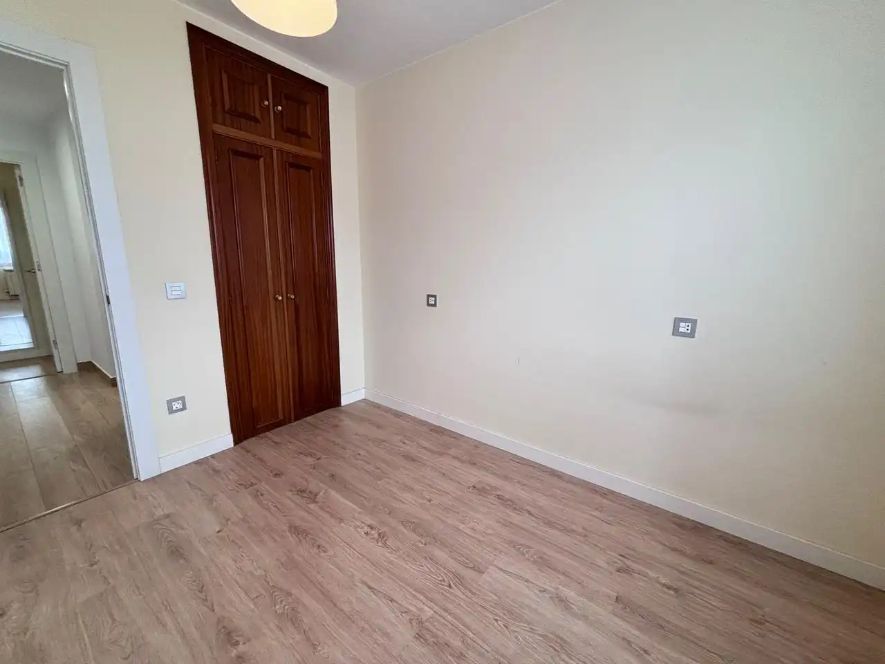 Schlafzimmer von Wohnung zur Miete in Gijón  mit Heizung und Möbliert