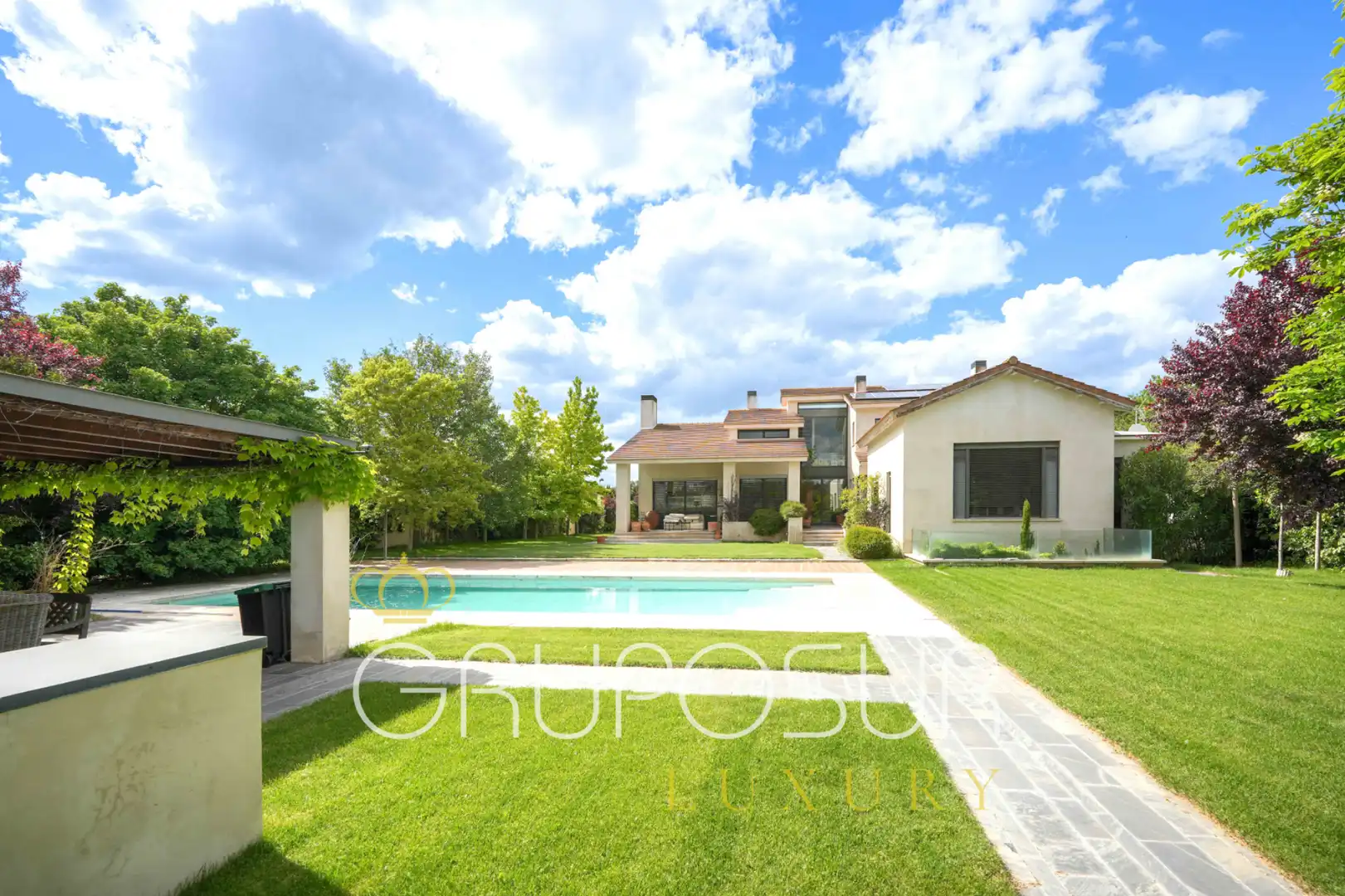 Garden of Houses for sale in Simancas  with Air Conditioner, Heating and Private garden