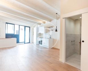Loft to rent in  Barcelona Capital  with Air Conditioner