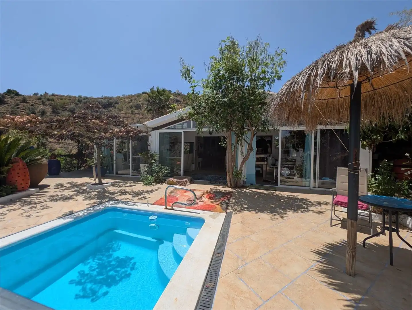 Casa rústica amb jardí en venda a Urbanización LOS ALMENDROS, imagen 3