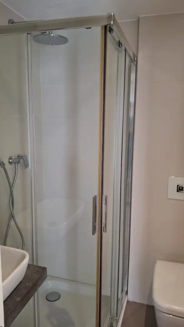 Baño de Piso en venta en Barcelona con Aire acondicionado, Calefacción y Terraza