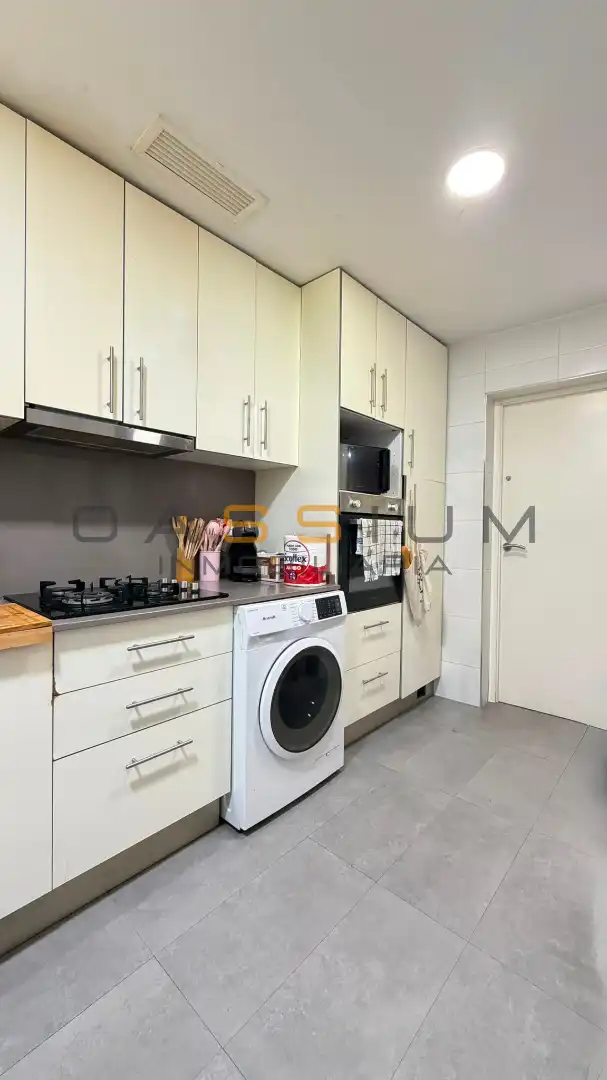 Flat for sale in Carrer Vint-I-Quatre, imagen 13
