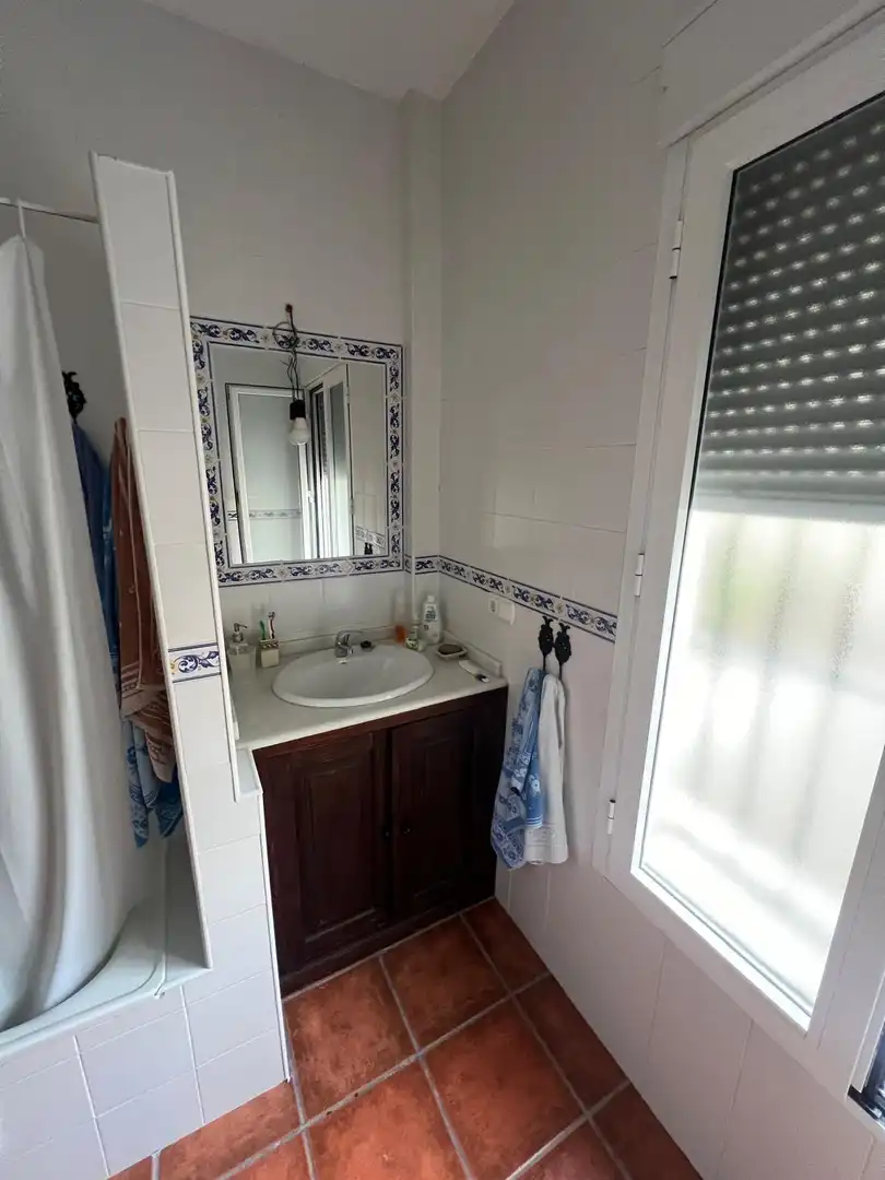 Baño de Casa o chalet en venta en Baena con Calefacción, Jardín privado y Piscina