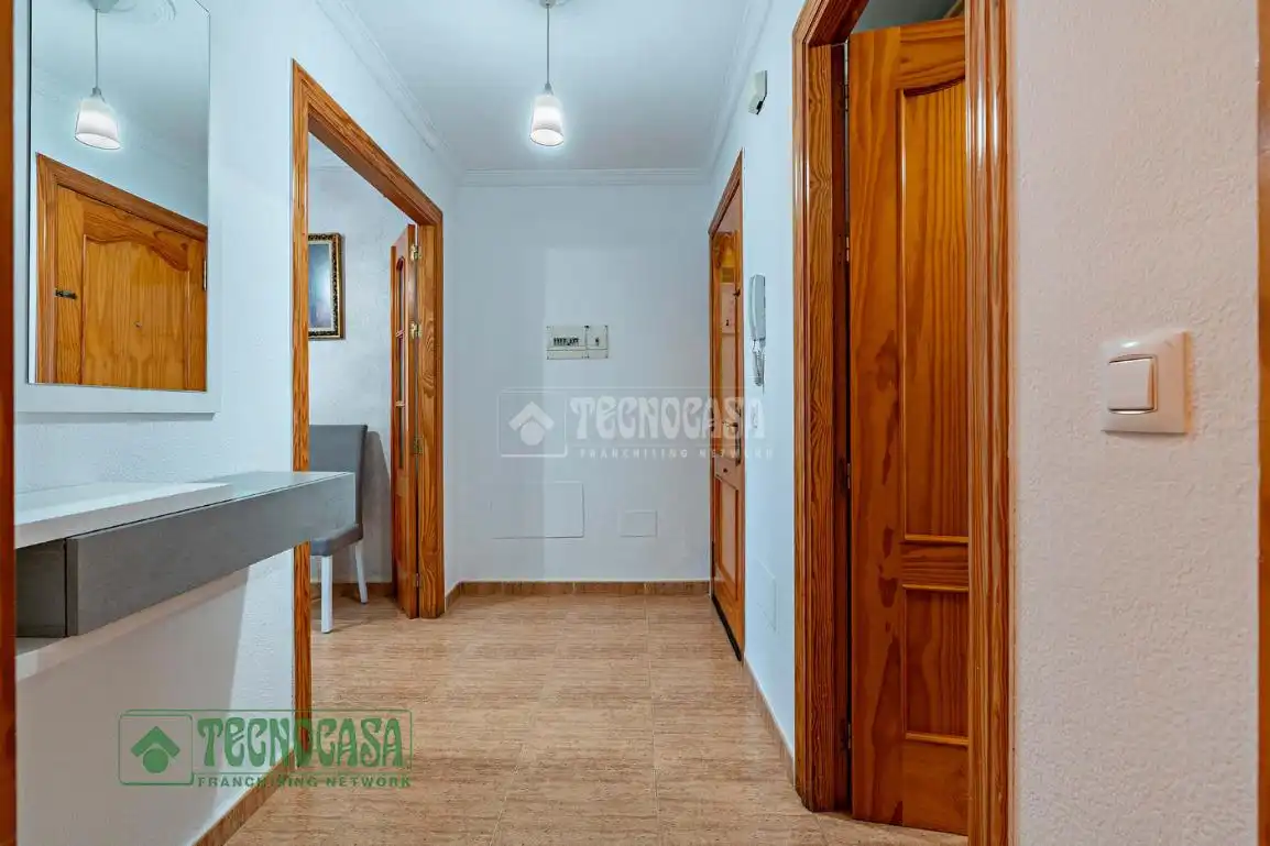 Piso en venta en Roquetas de Mar con Aire acondicionado, Calefacción y Amueblado