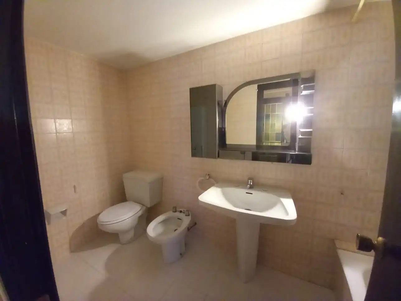 Baño de Piso de alquiler en Lleida con Aire acondicionado, Calefacción y Piscina