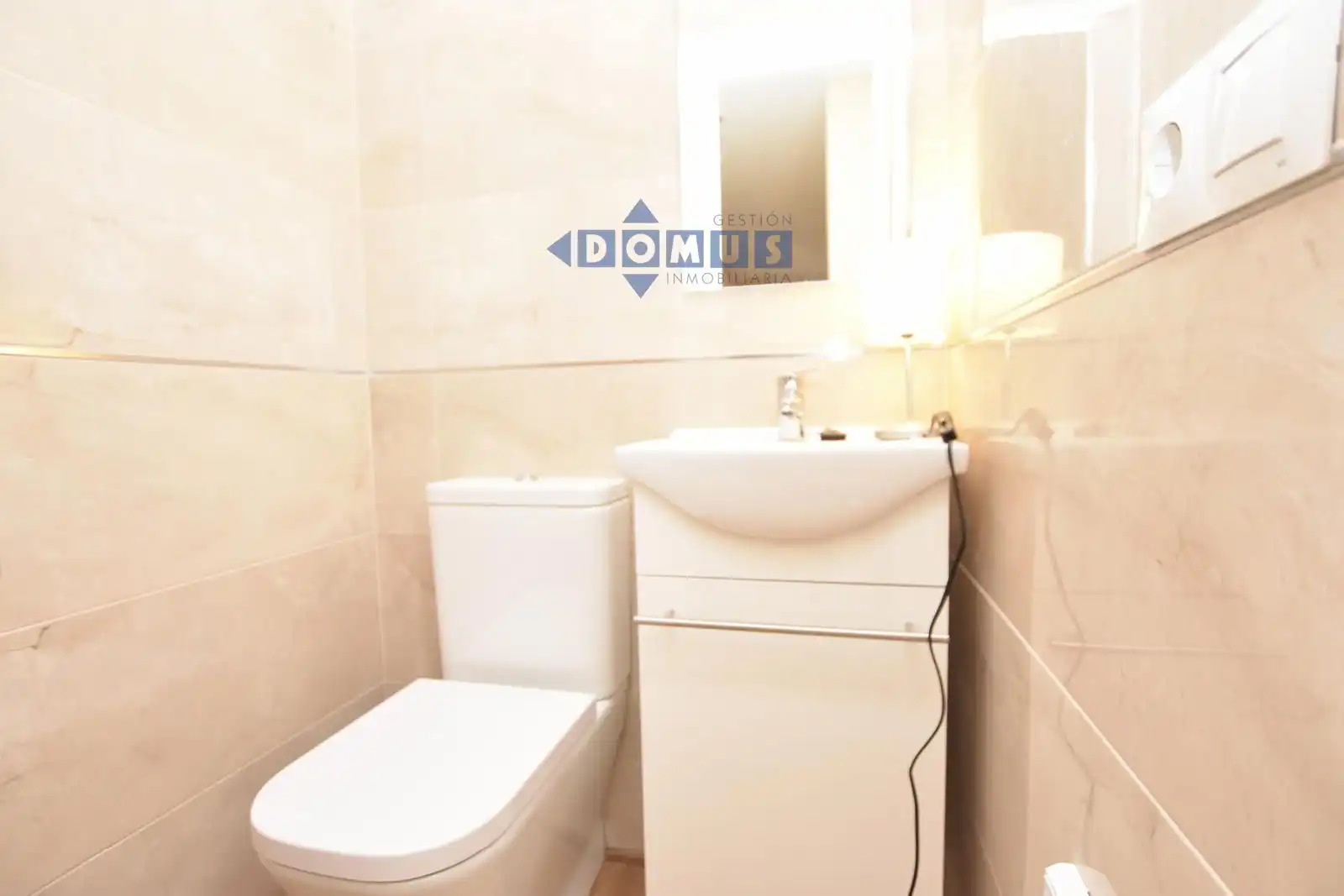 Bathroom of Flat for rent in Ronda  with Air Conditioner and Terrace
