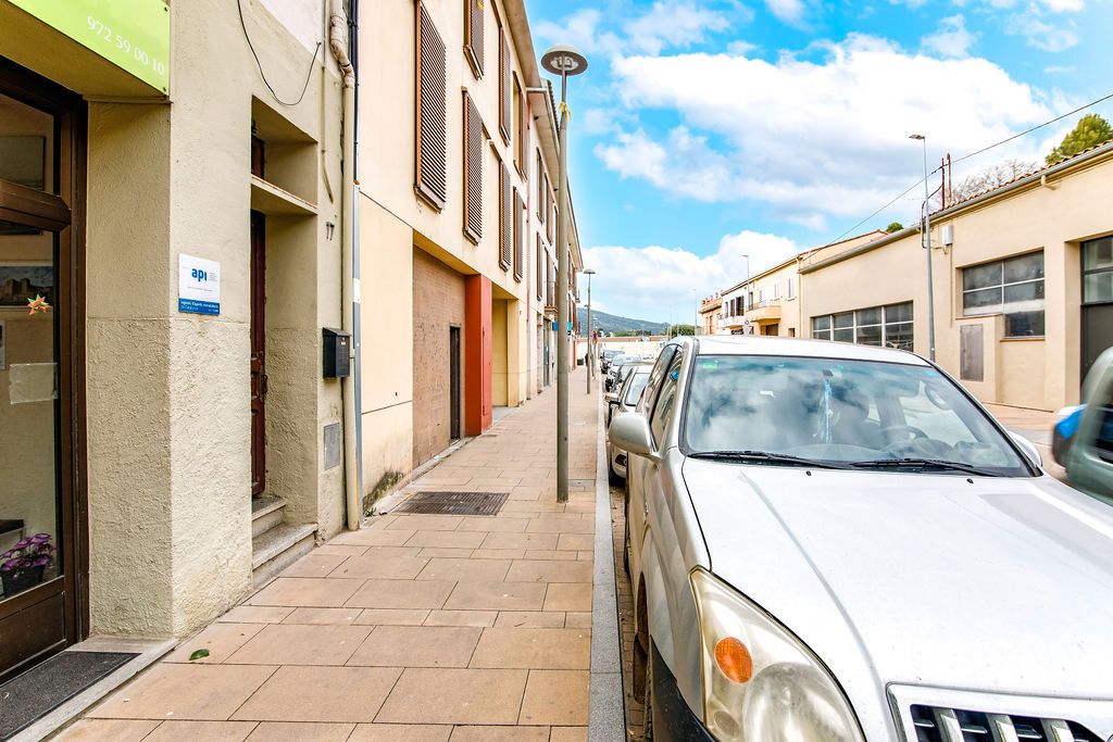 Parking de Local en venta en Besalú