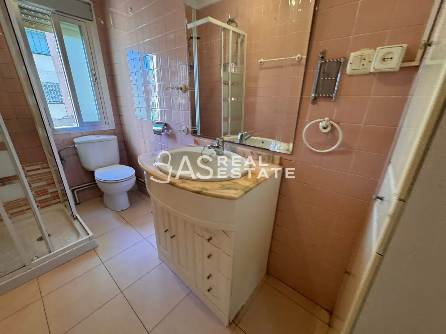 Baño de Piso en venta en Madrid con Terraza y Amueblado