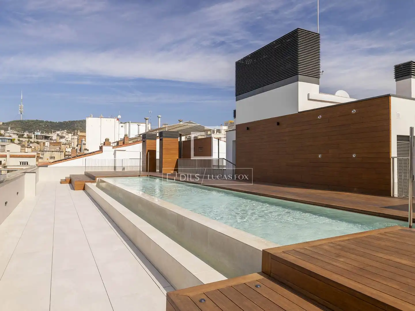 Schwimmbecken von Wohnung zur Miete in Barcelona mit Klimaanlage, Terrasse und Möbliert