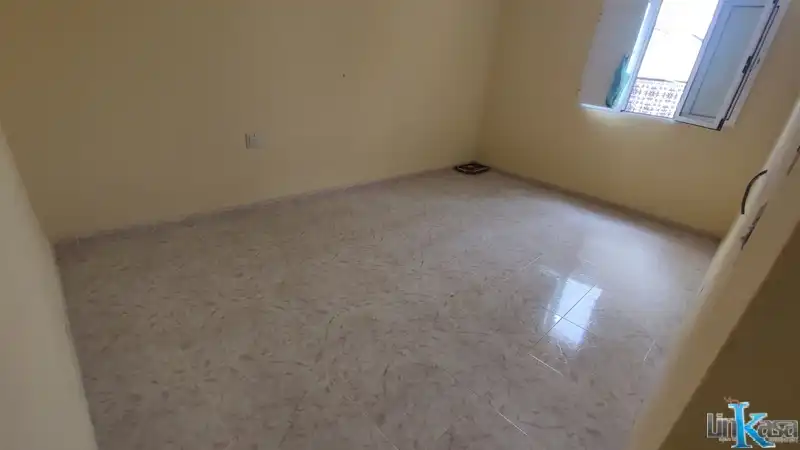 Dormitori de Pis en venda en Linares