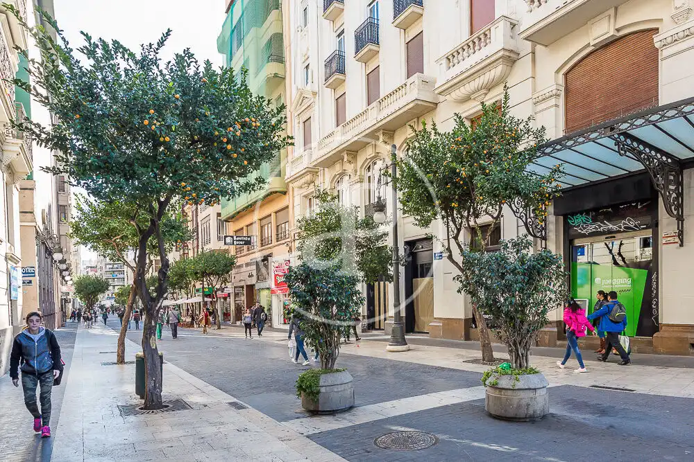 Vista exterior de Piso en venta en Valencia con Aire acondicionado, Calefacción y Trastero