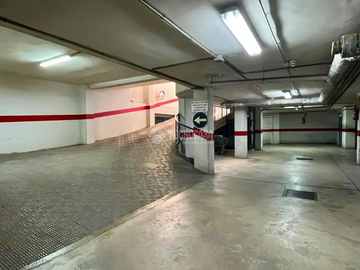 Parking de Piso en venta en Murcia con Aire acondicionado, Calefacción y Balcón