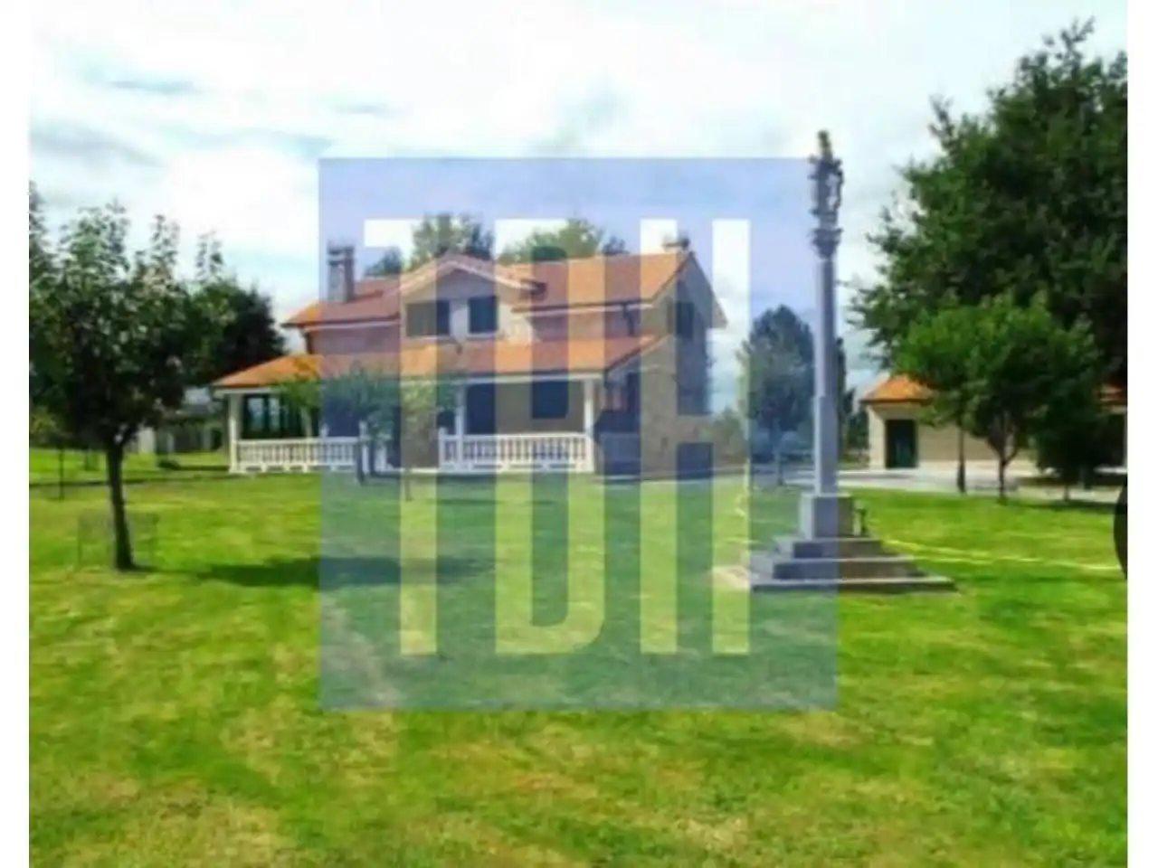 Houses for sale in O Carballiño