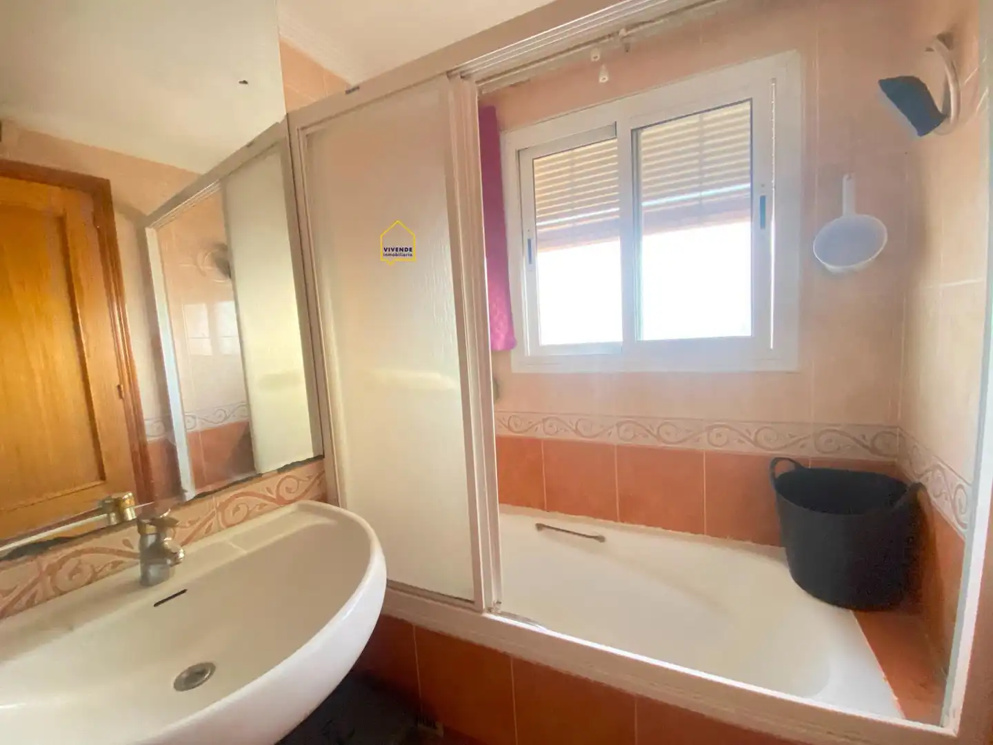 Badezimmer von Wohnung zum Verkauf in Lorca mit Klimaanlage, Heizung und Terrasse