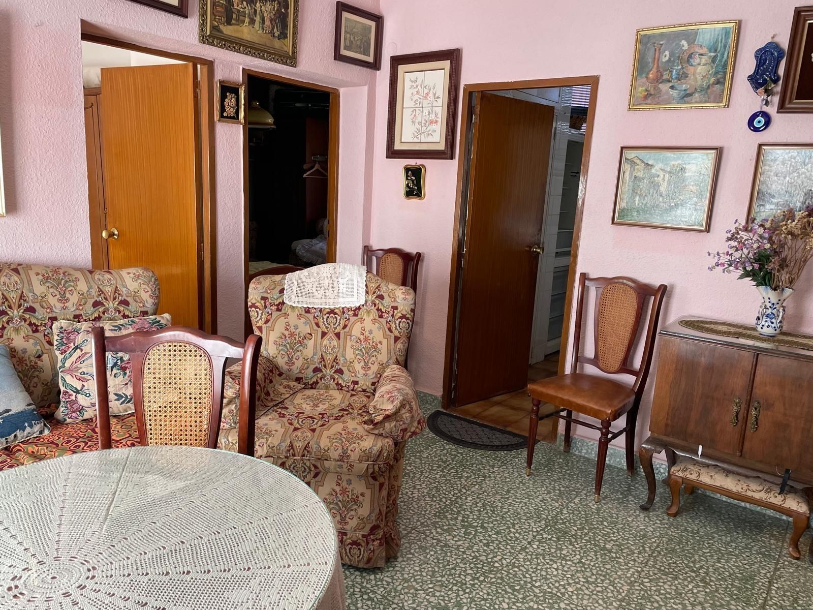 Sala d'estar de Pis en venda en Ciudad Real Capital amb Calefacció, Terrassa i Balcó