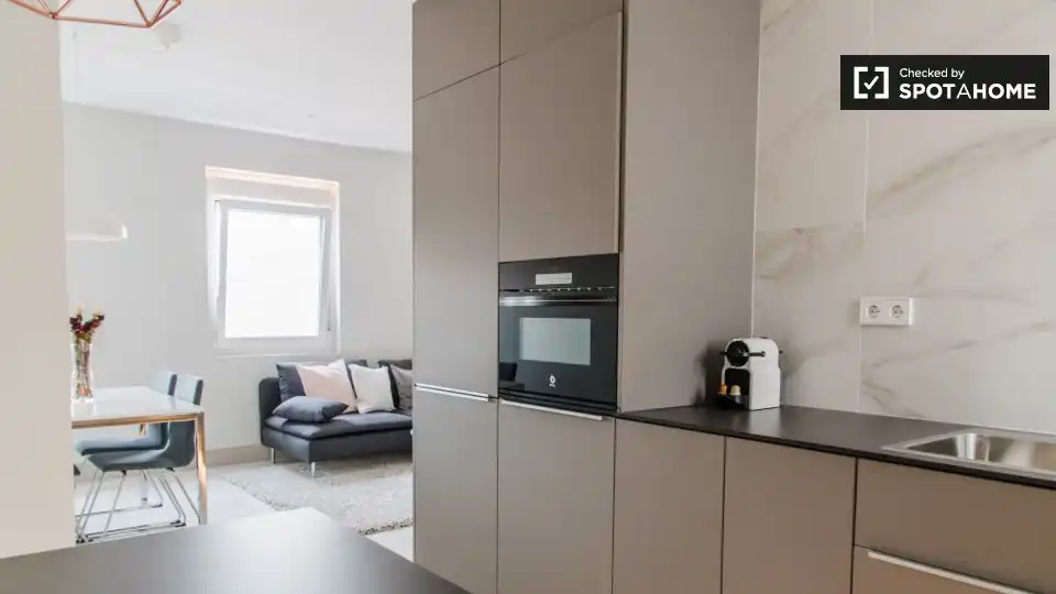Cocina de Piso de alquiler en Valencia con Aire acondicionado, Calefacción y Amueblado