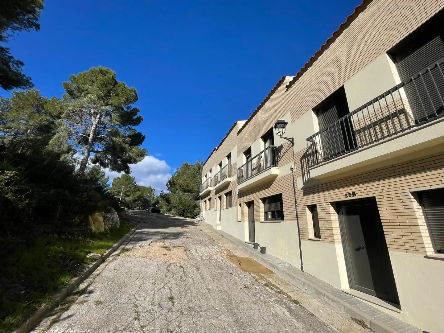 Vista exterior de Casa adosada en venta en La Pobla de Montornès  