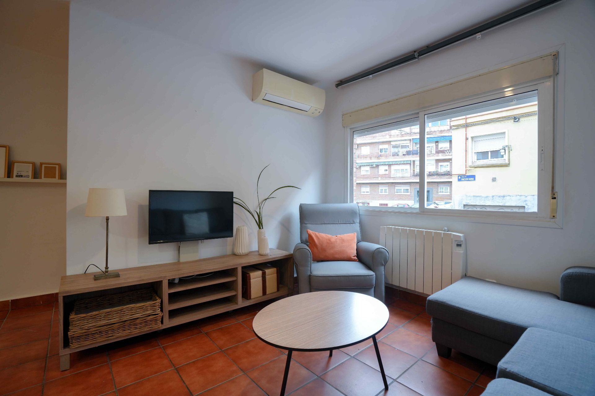 Sala d'estar de Pis de lloguer en  Madrid Capital amb Moblat