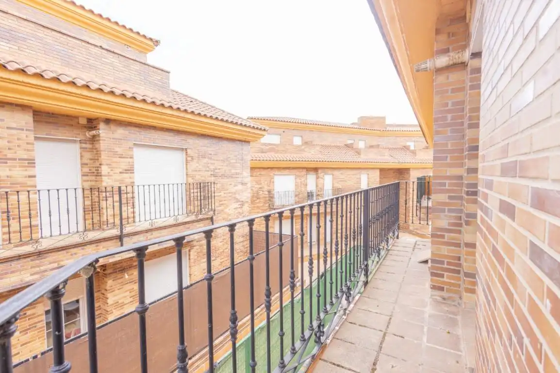 Vista exterior de Piso en venta en Babilafuente, Salamanca