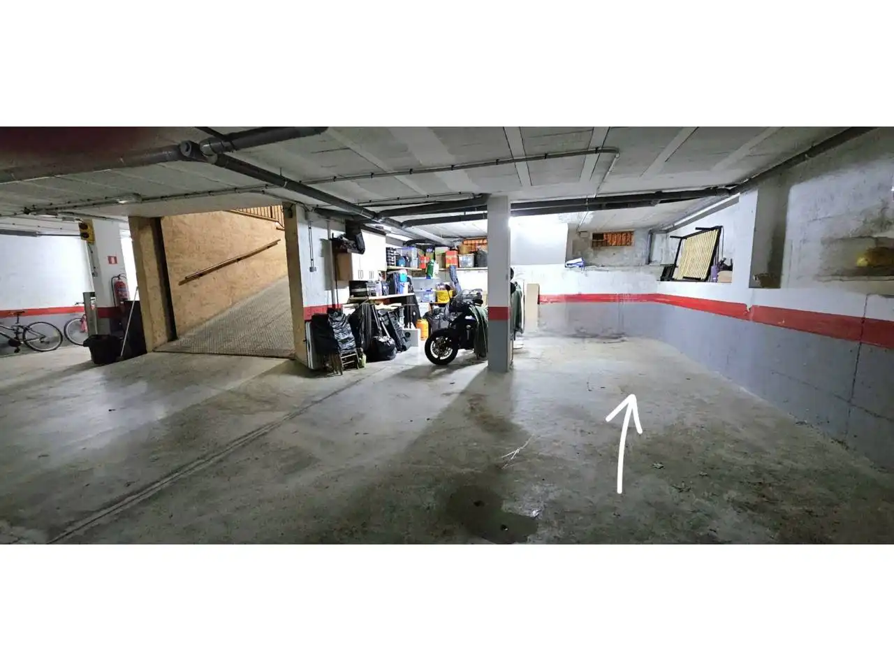Parkplatz von Garage zum Verkauf in Esporles