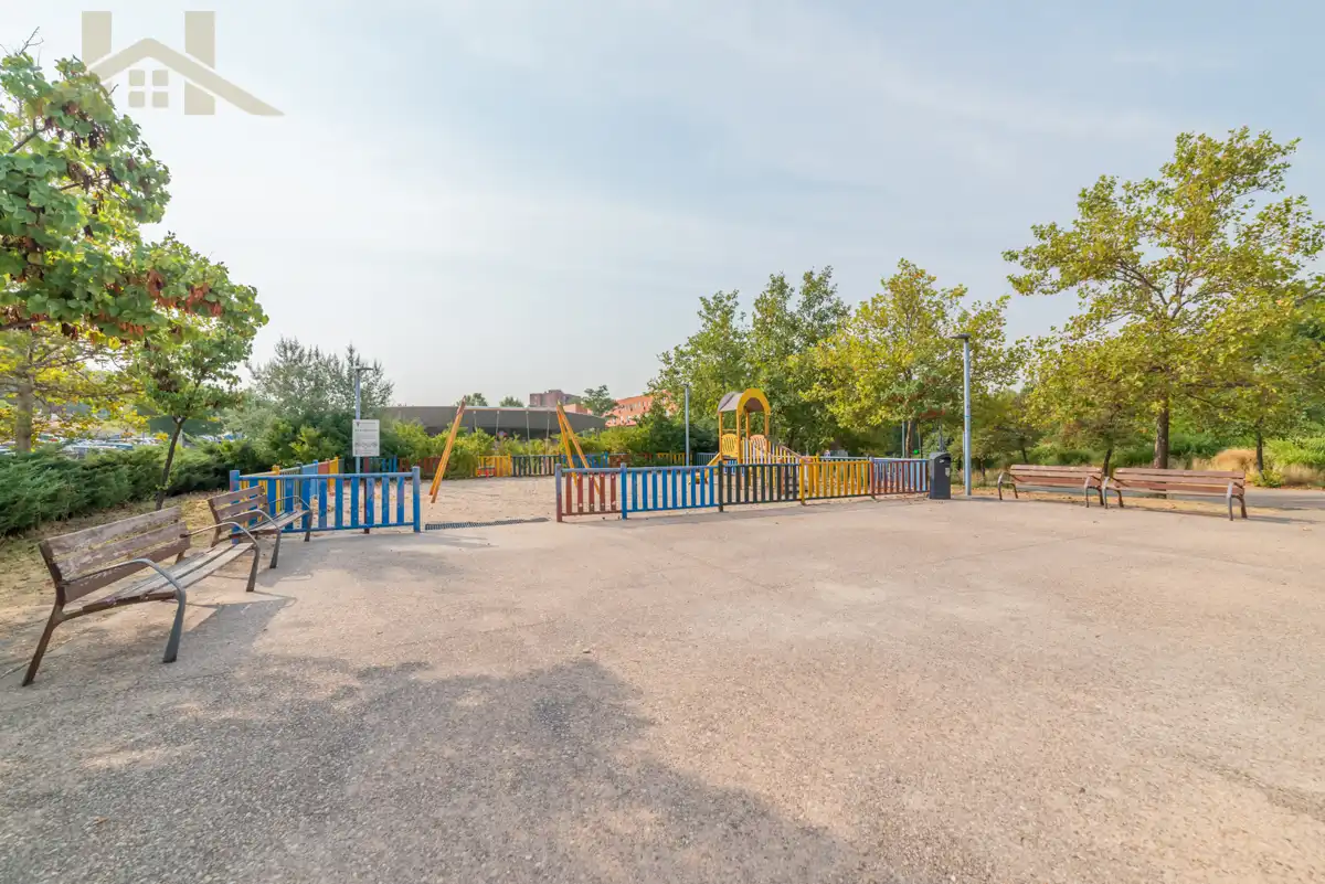 Parking of Houses for sale in Rivas-Vaciamadrid  with Air Conditioner, Heating and Terrace