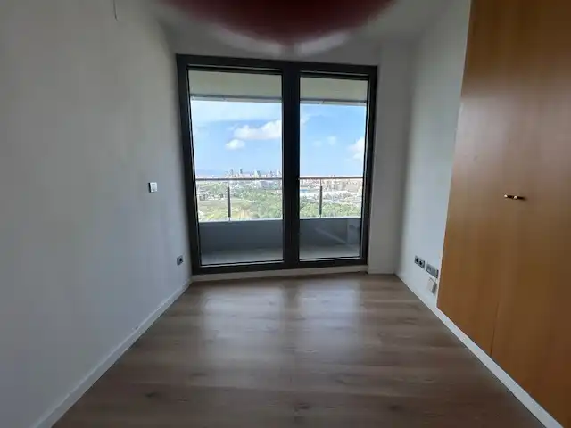 Habitación de Piso en venta en Mislata con Aire acondicionado, Parquet y Horno