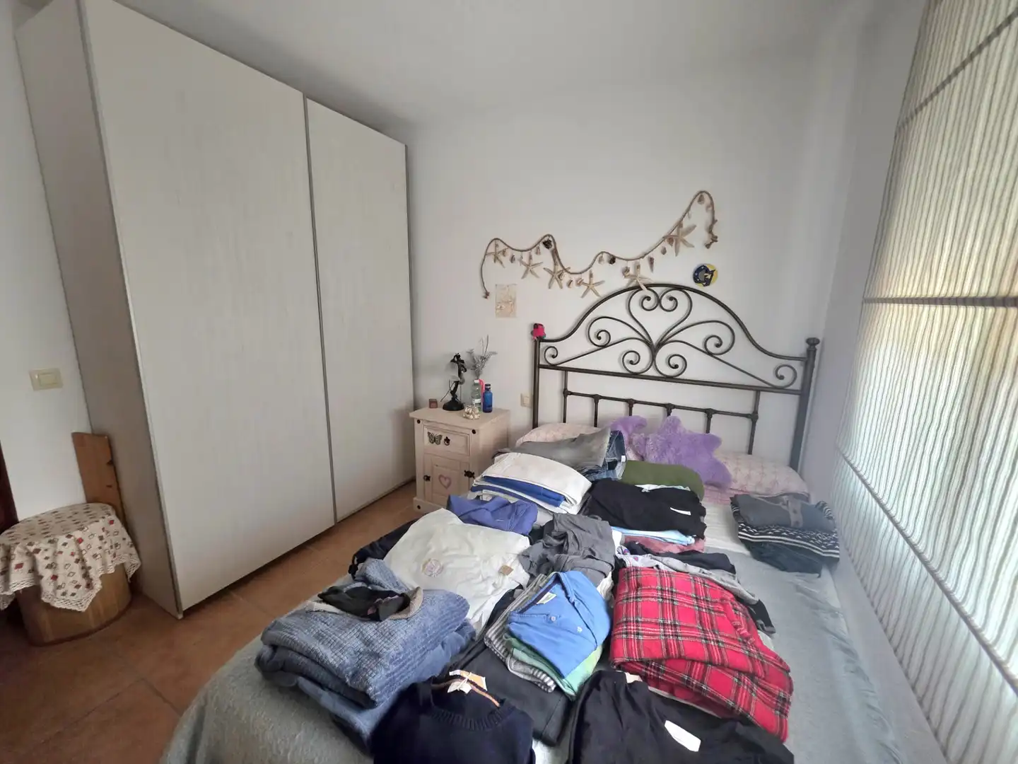 Dormitori de Casa adosada en venda en Tarifa amb Aire condicionat, Jardí privat i Terrassa