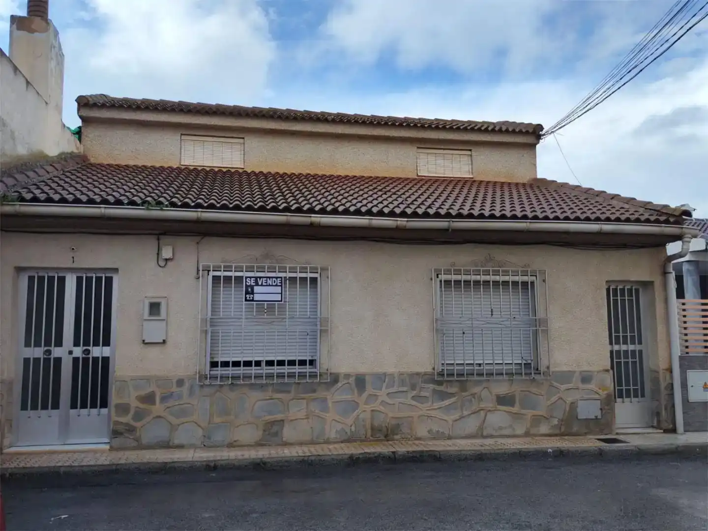 Vista exterior de Piso en venta en Zújar