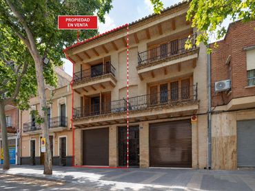 Casa amb balcó en venda a MAJOR