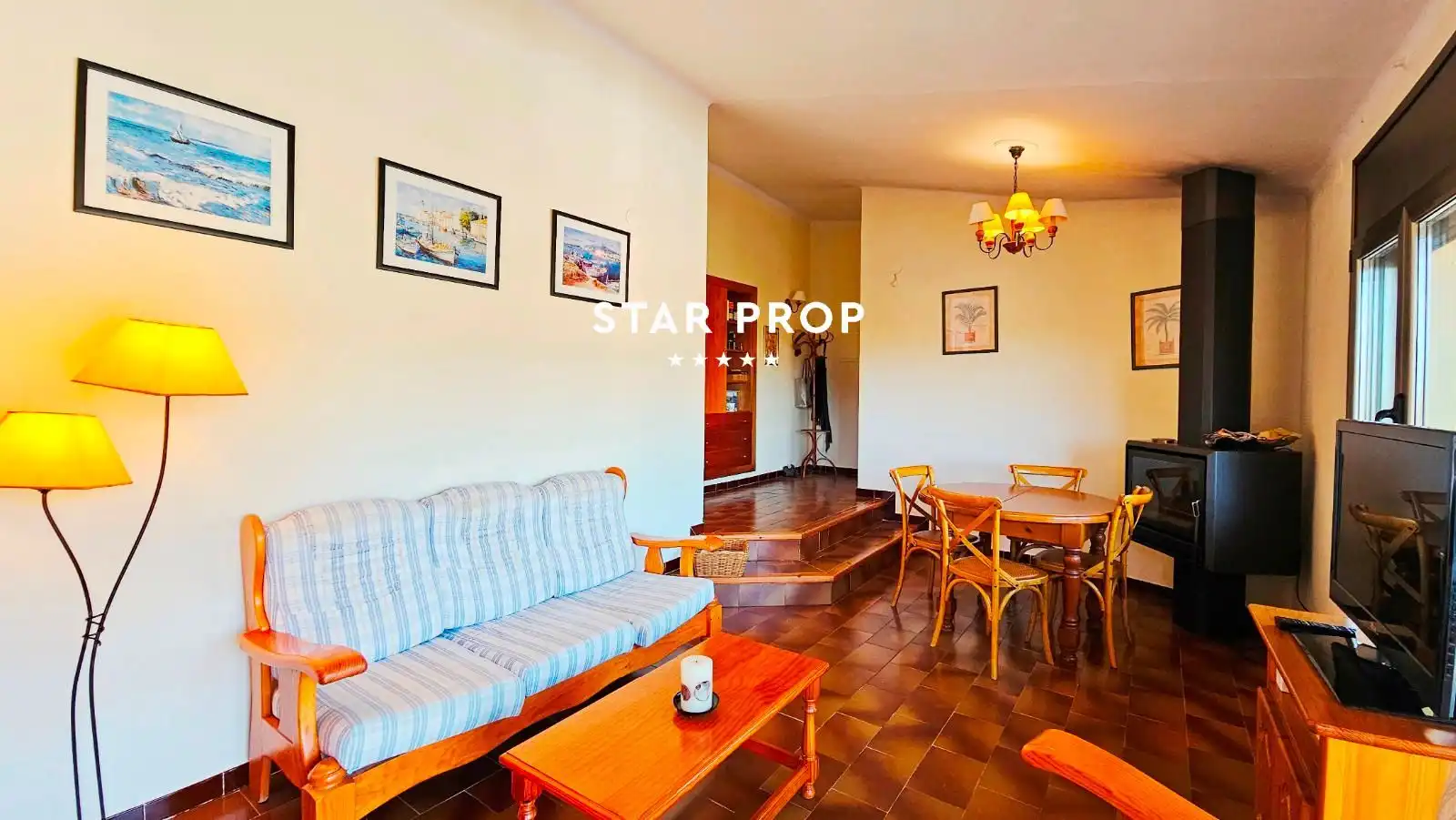 Casa con terrazza in vendita a Colera, imagen 4