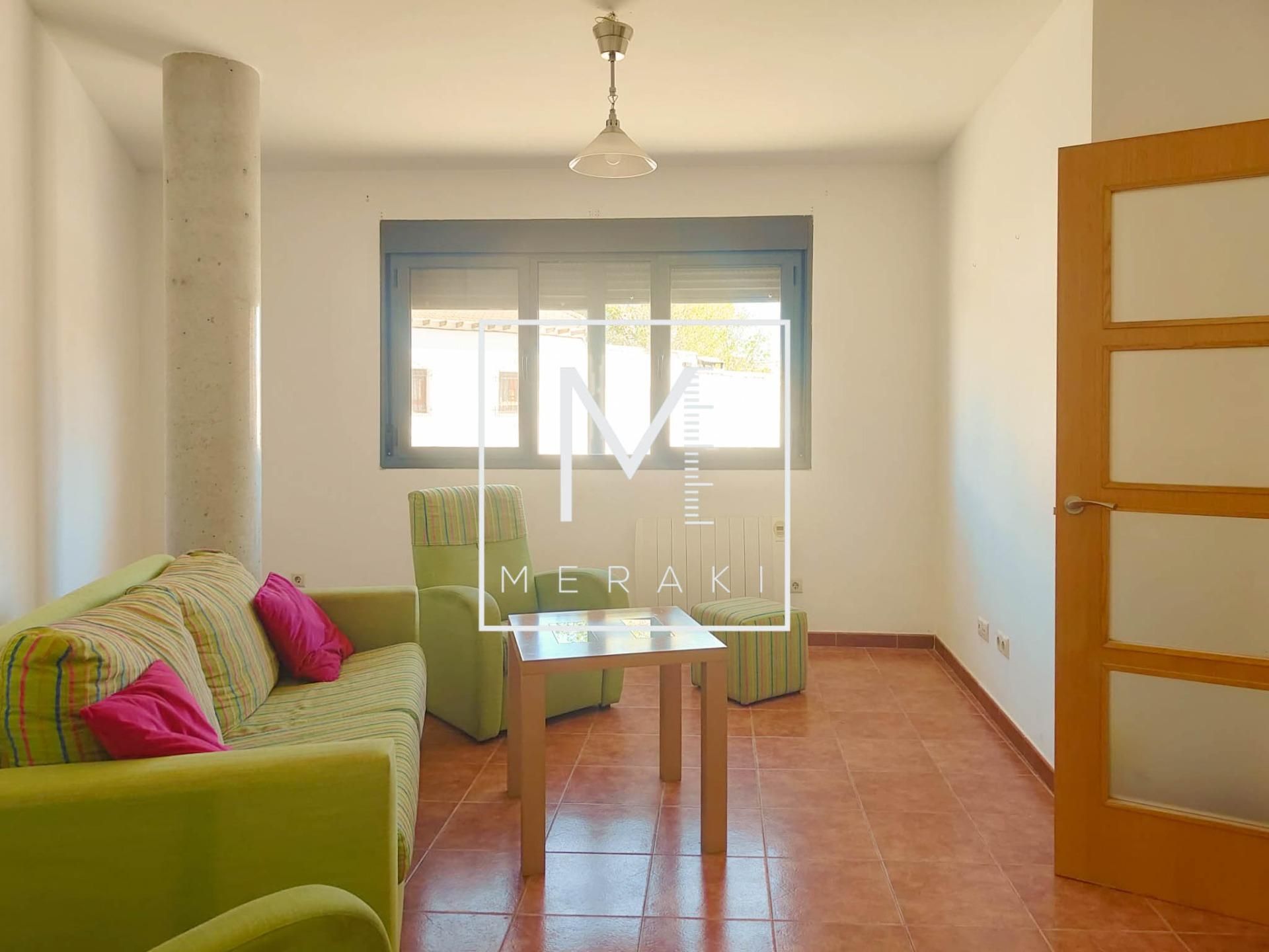 Sala d'estar de Casa adosada en venda en Chinchilla de Monte-Aragón amb Calefacció i Terrassa