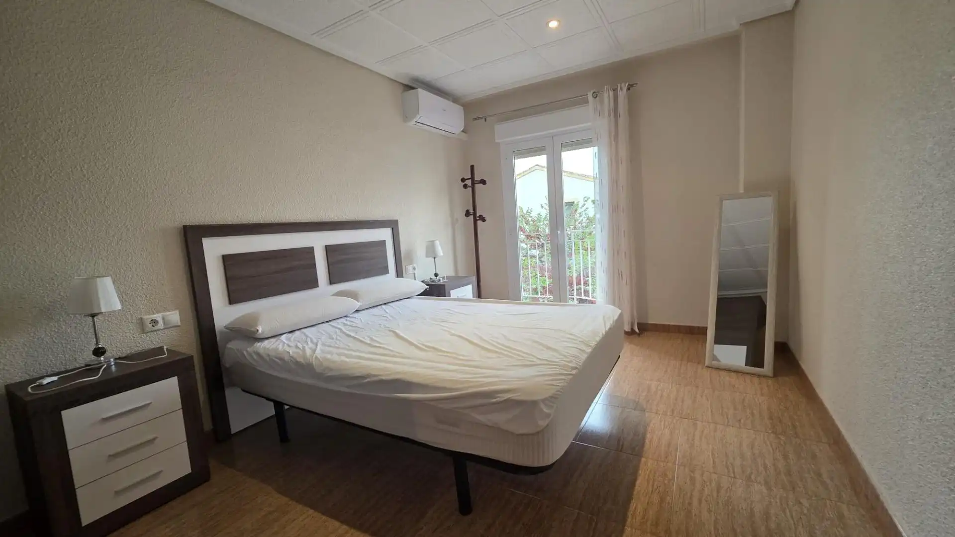 Bedroom of Flat for rent in Elche / Elx  with Air Conditioner, Heating and Furnished