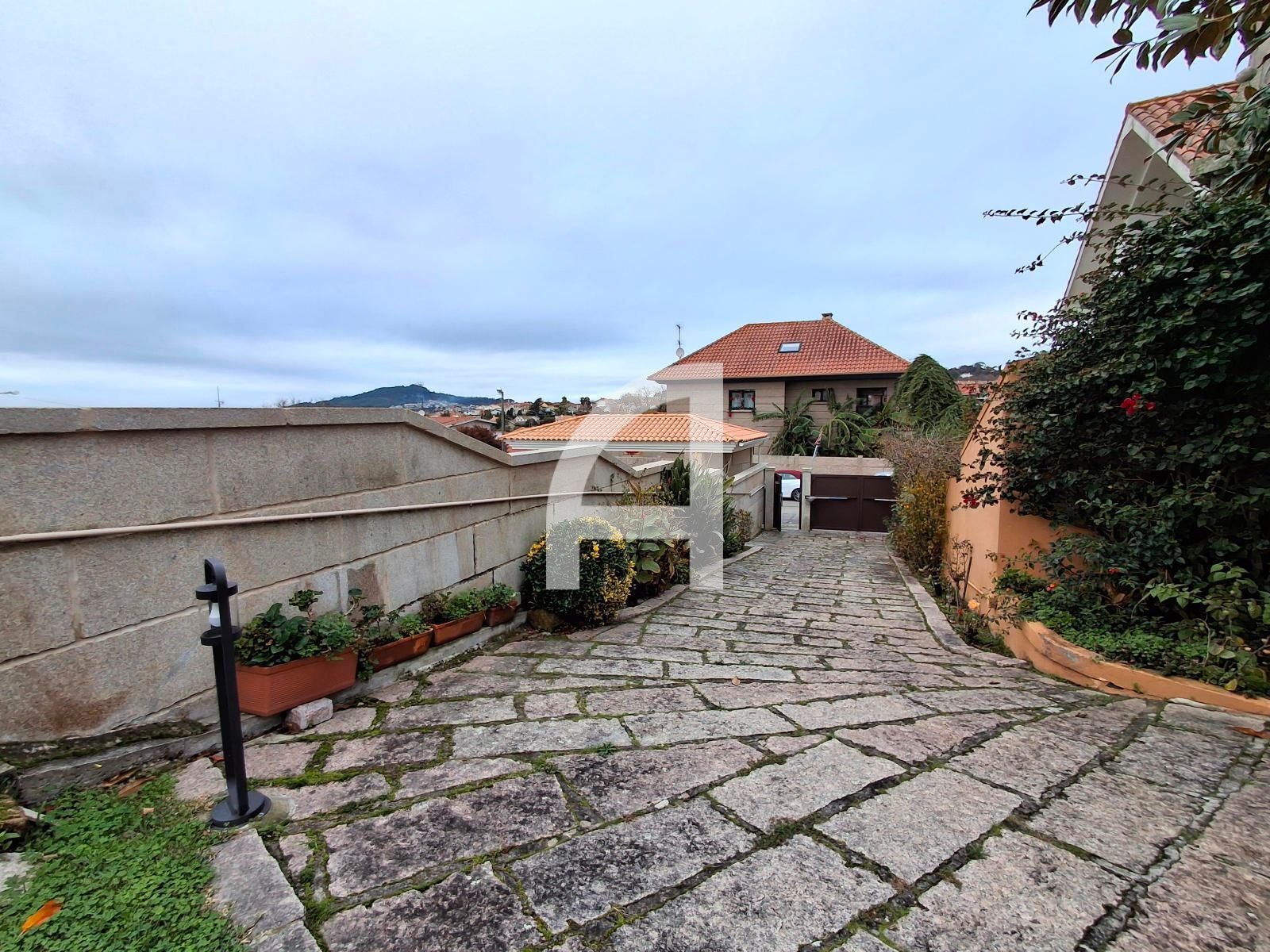 Exterior view of House or chalet for sale in Nigrán  with Heating, Private garden and Parquet flooring