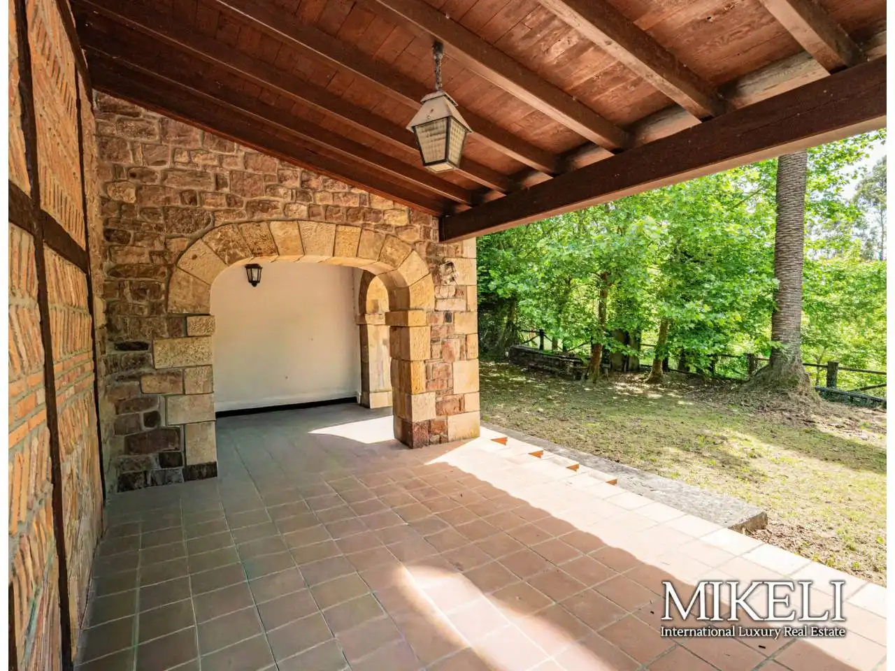 Terraza de Casa o chalet en venta en Escalante con Jardín privado