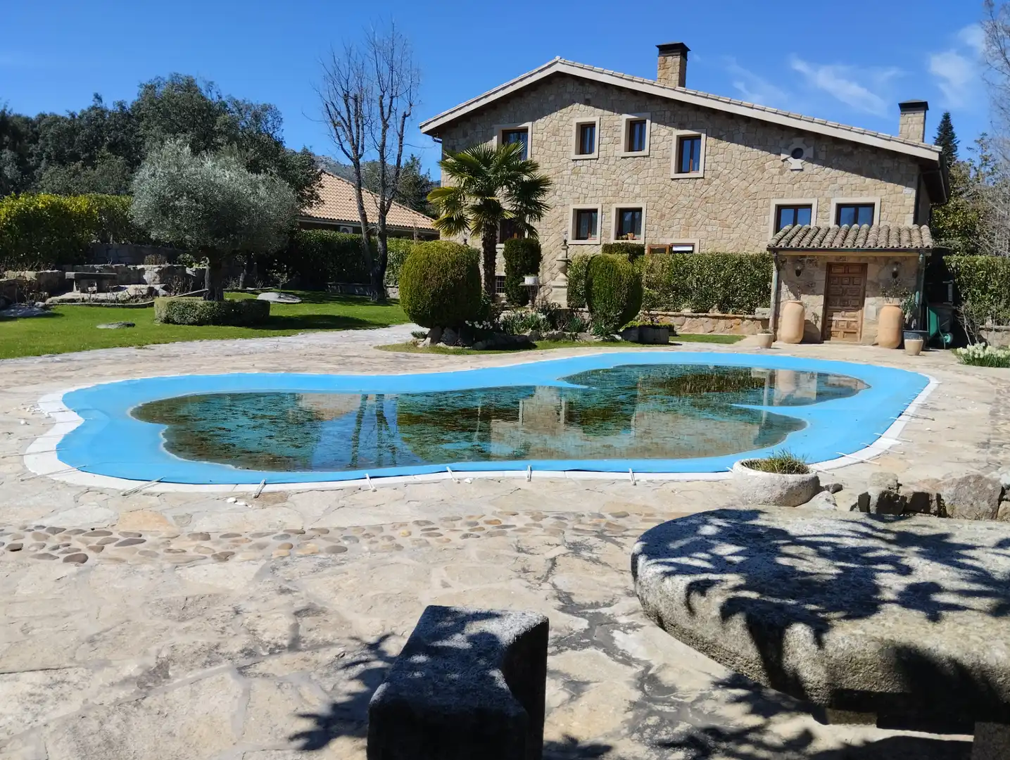 Piscina de Casa o xalet en venda en El Escorial amb Aire condicionat, Calefacció i Jardí privat