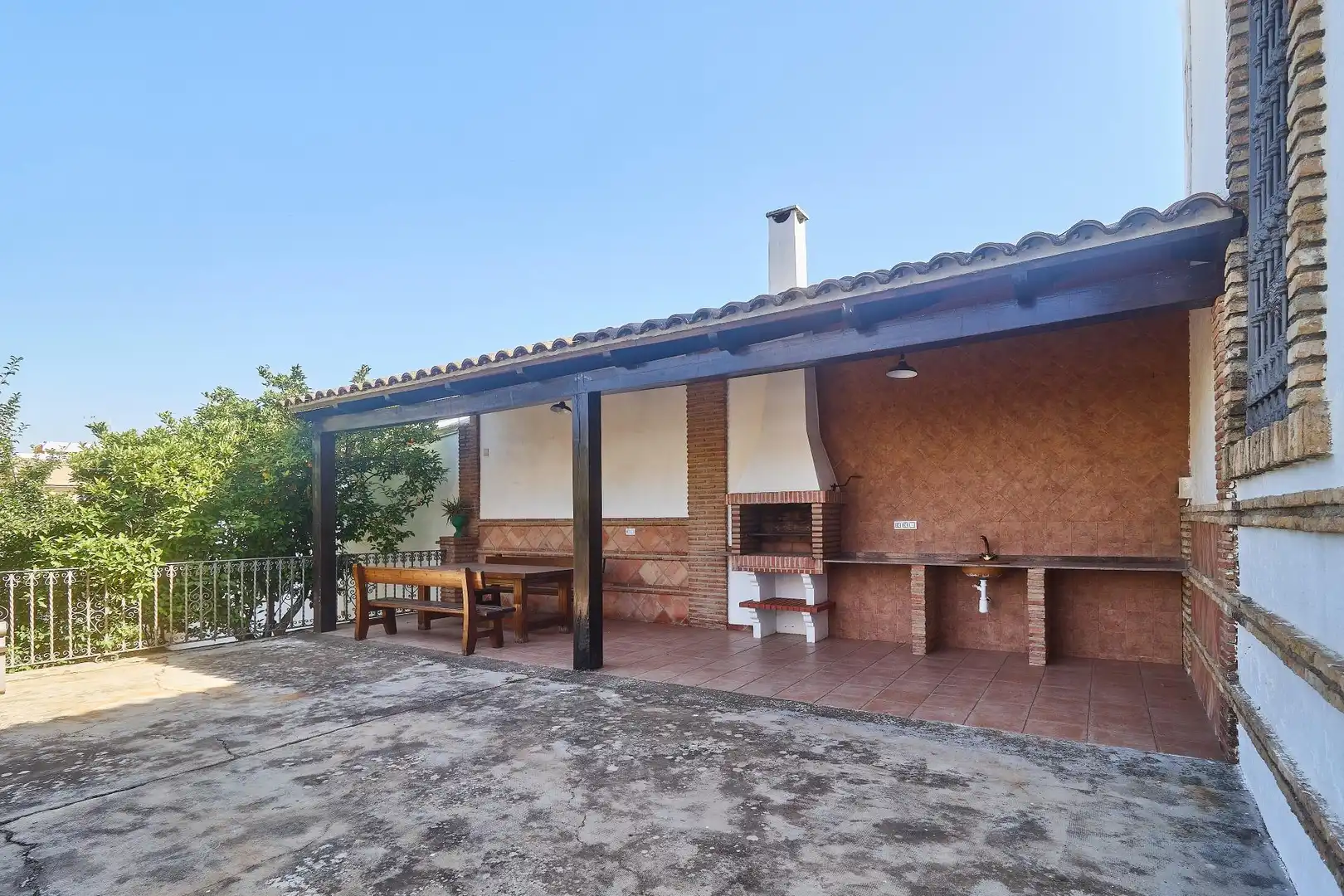 Terraza de Nave industrial en venta en Aguilar de la Frontera