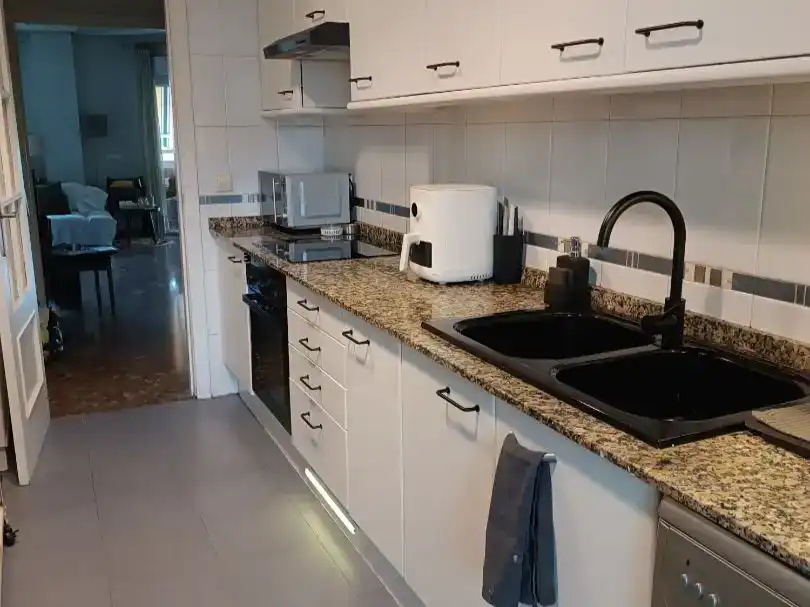 Cocina de Piso en venta en  Valencia Capital con Piscina y Balcón