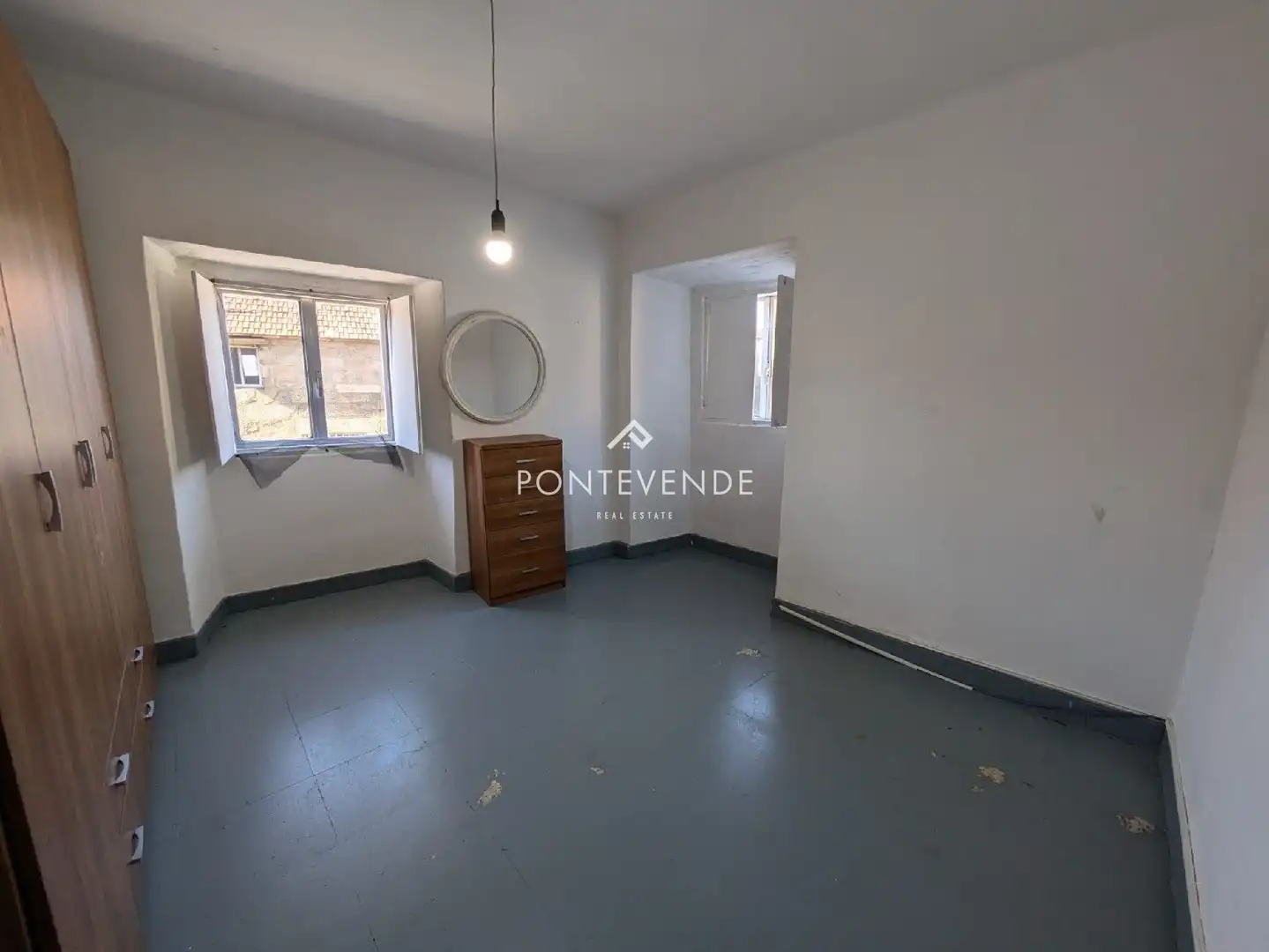 Dormitori de Casa o xalet en venda en Pontevedra Capital  amb Calefacció i Terrassa