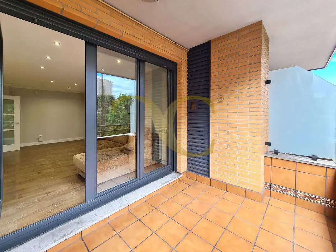 Terraza de Piso en venta en Gijón  con Calefacción, Jardín privado y Terraza