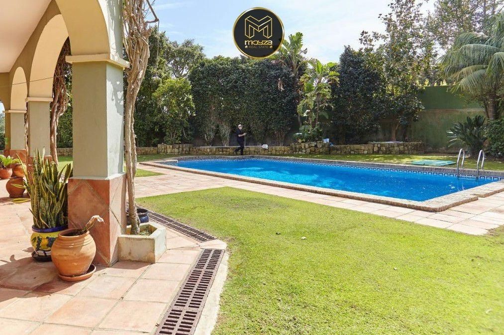 Piscina de Casa o xalet de lloguer en Sanlúcar de Barrameda amb Aire condicionat, Calefacció i Jardí privat