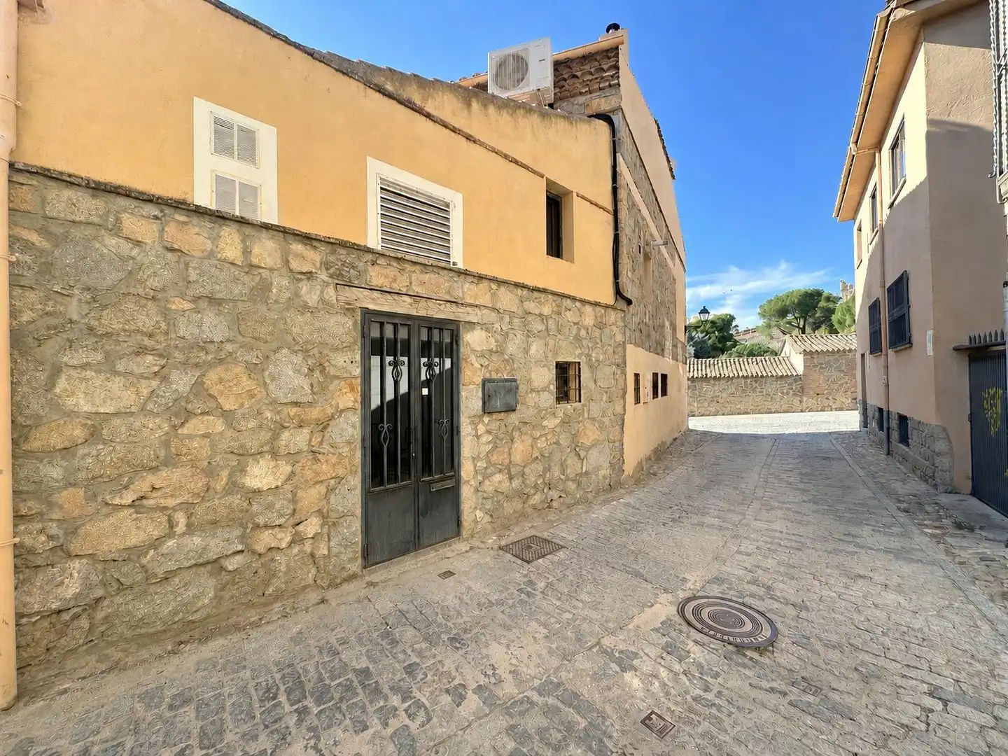 Vista exterior de Casa o xalet en venda en Ávila amb Calefacció i Moblat