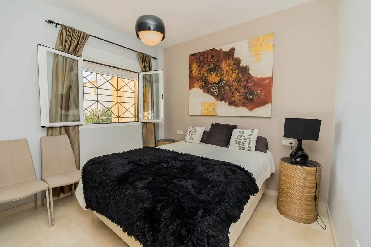 Bedroom of Apartments for sale in Mijas  with Community pool