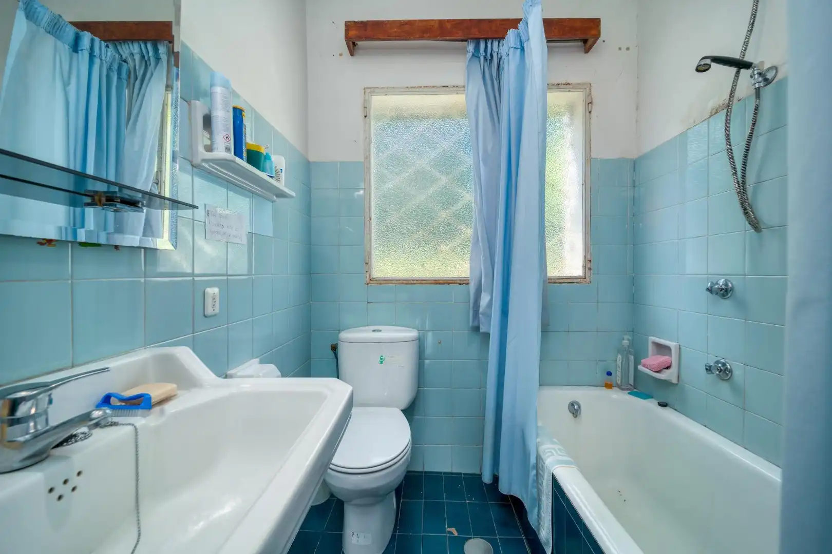 Bany de Casa o xalet en venda en San Lorenzo de El Escorial amb Jardí privat i Piscina