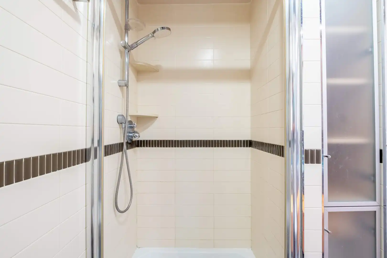 Baño de Piso en venta en Zaragoza con Calefacción, Parquet y Terraza
